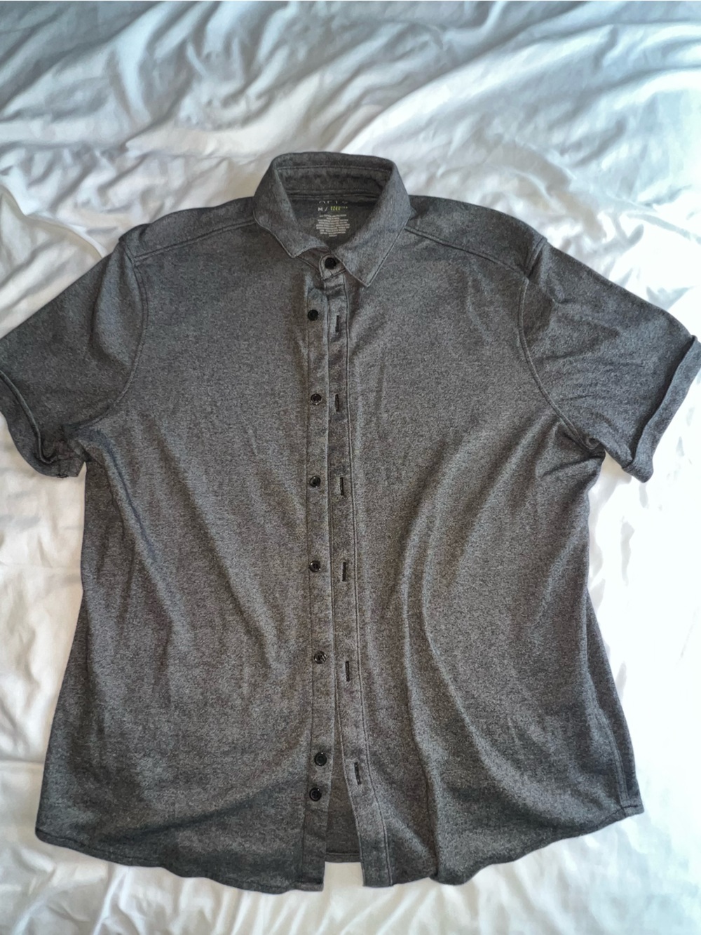 Apt. 9 Men’s Short-Sleeve Button Shirt in Heather Gray